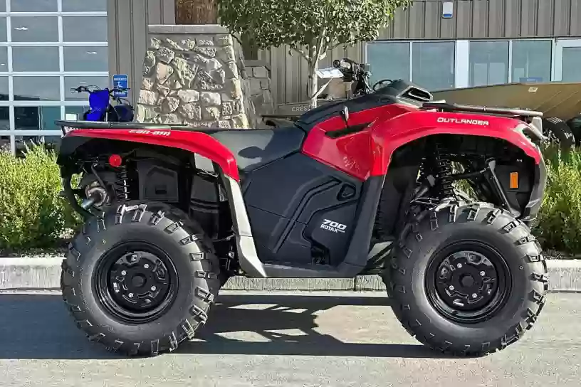 2023 CAN AM OUTLANDER DPS 700