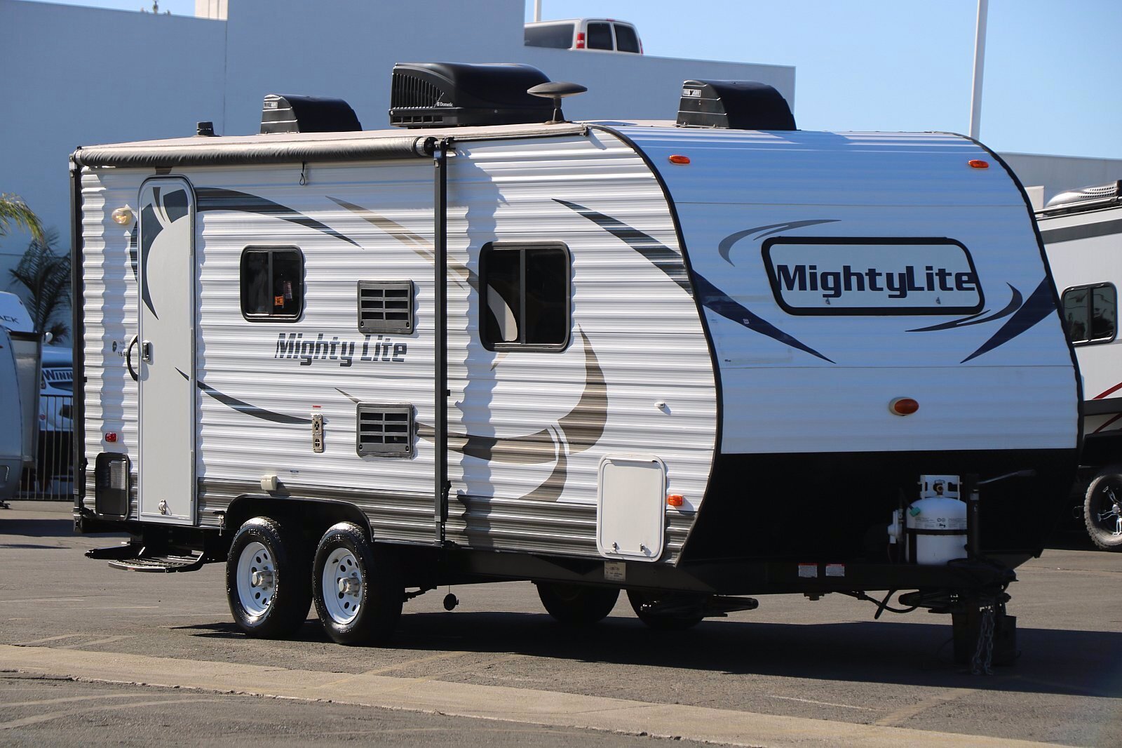 2015 PACIFIC COACHWORKS MIGHTY LITE 18RBS