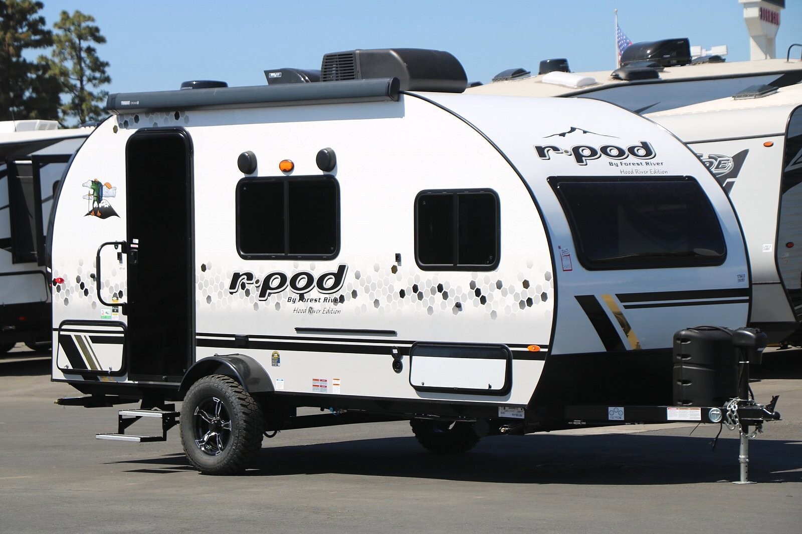 2022 FOREST RIVER R-POD RP180